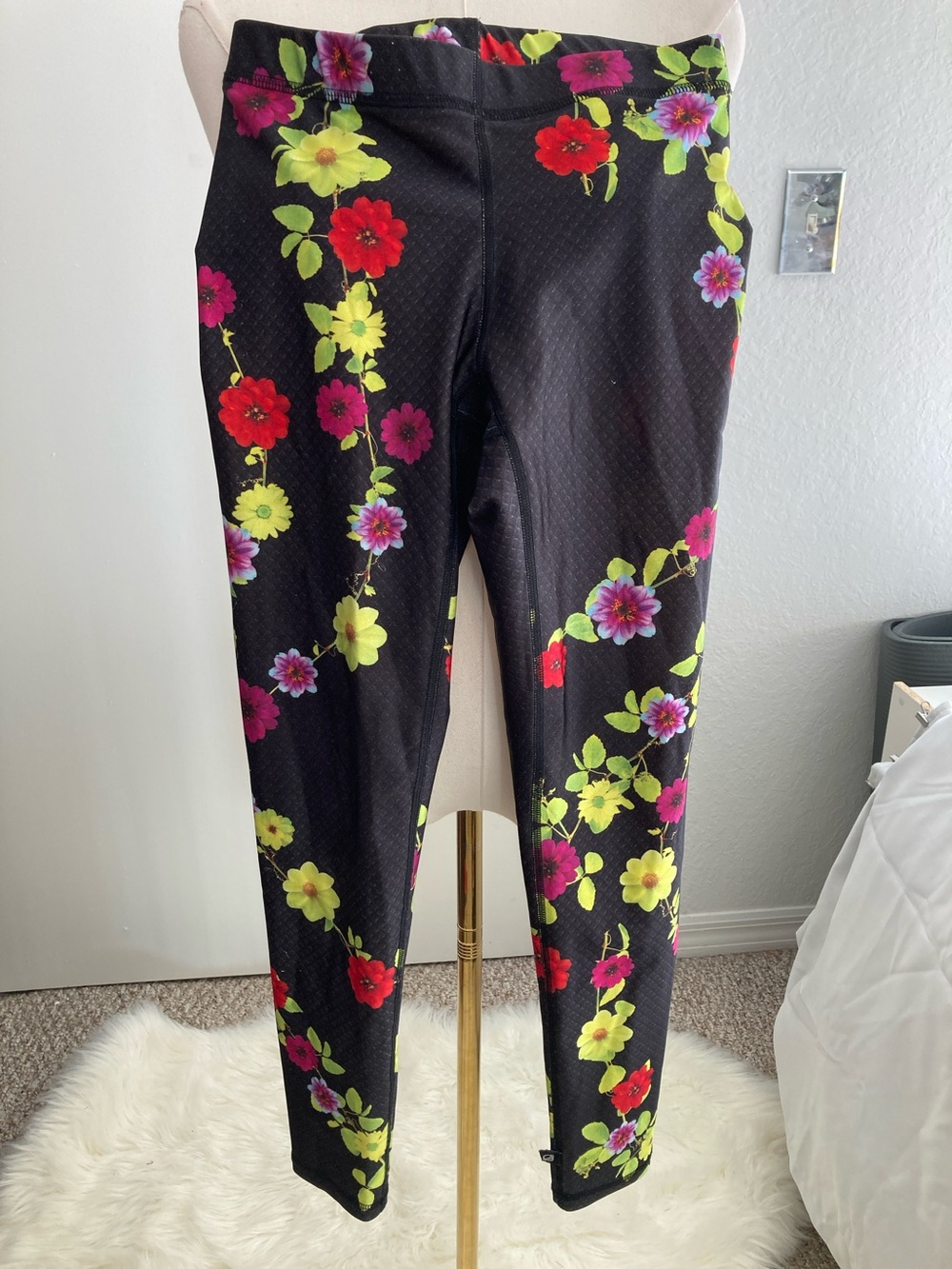 Terez Black Leggings with Red, Pink, Purple & Yellow Floral Print